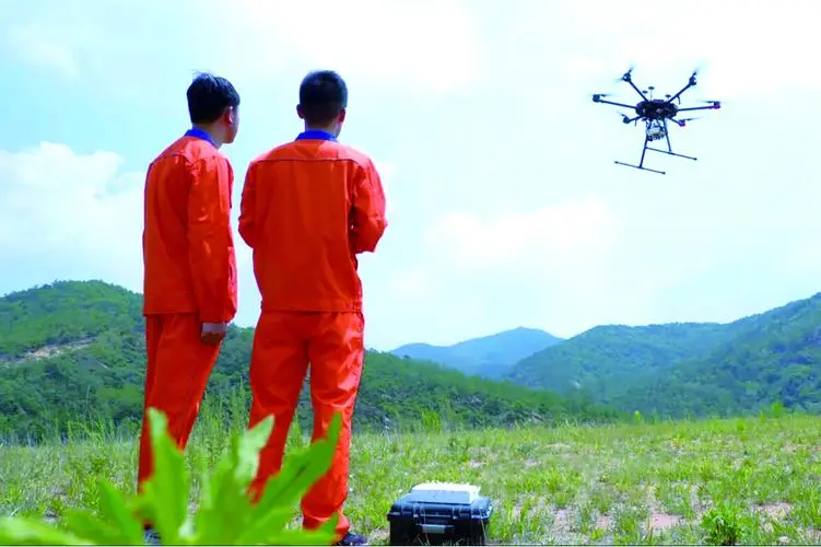 吉隆无人机倾斜摄影巡检拍摄